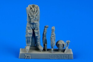 エアロボーナス 480116 1/48 Soviet Pilot with life jacket - the Cold War period(汎用)