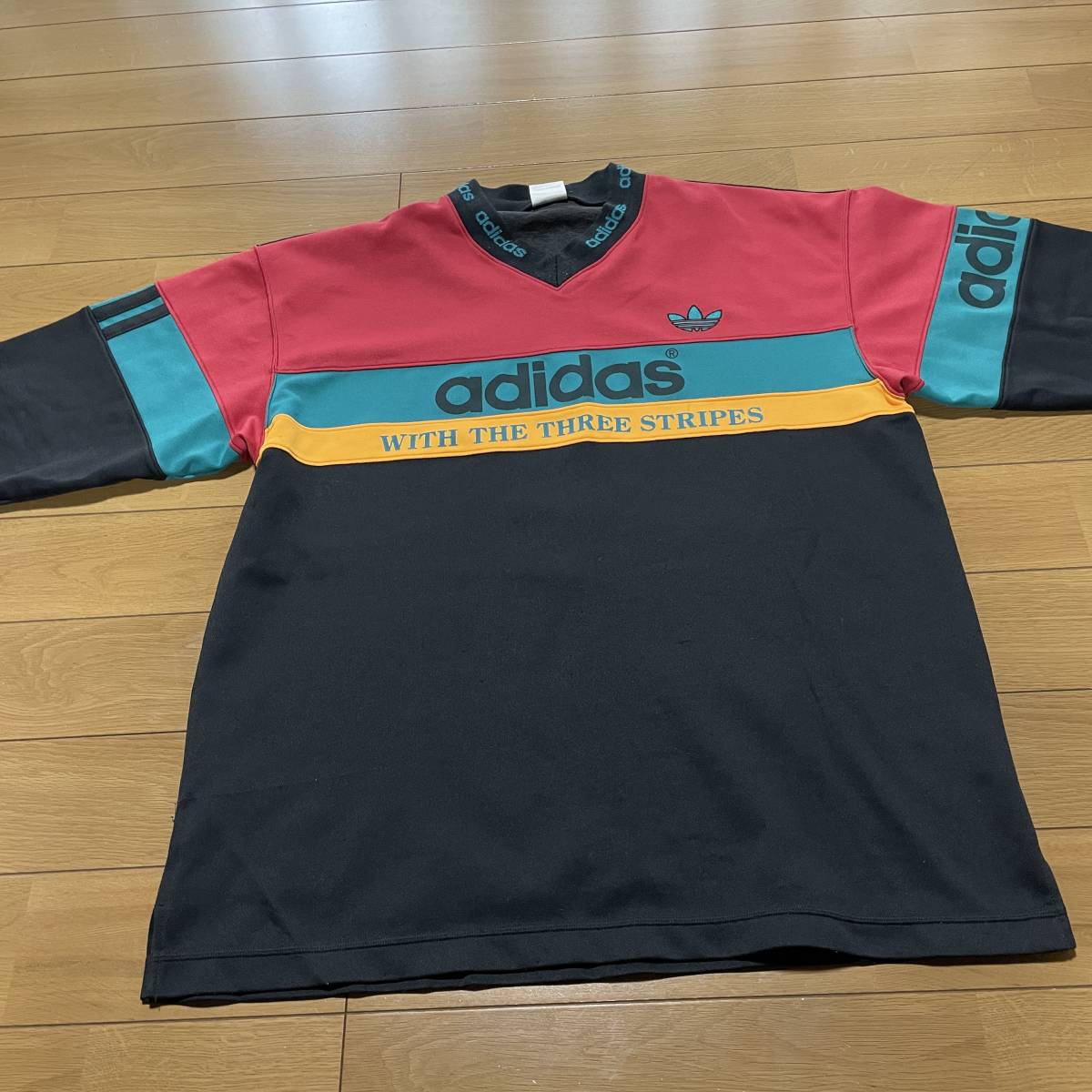 デサント ADIDASの値段と価格推移は?|2,339件の売買情報を集計した デサント ADIDASの値段と価格推移は?|2,339件の売買情報を集計した