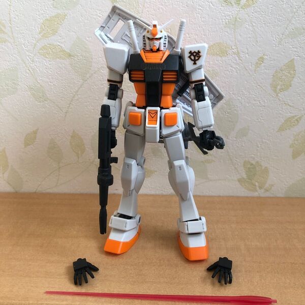 ガンプラ ガンダム ジャイアンツバージョン HG 全塗装済み完成品