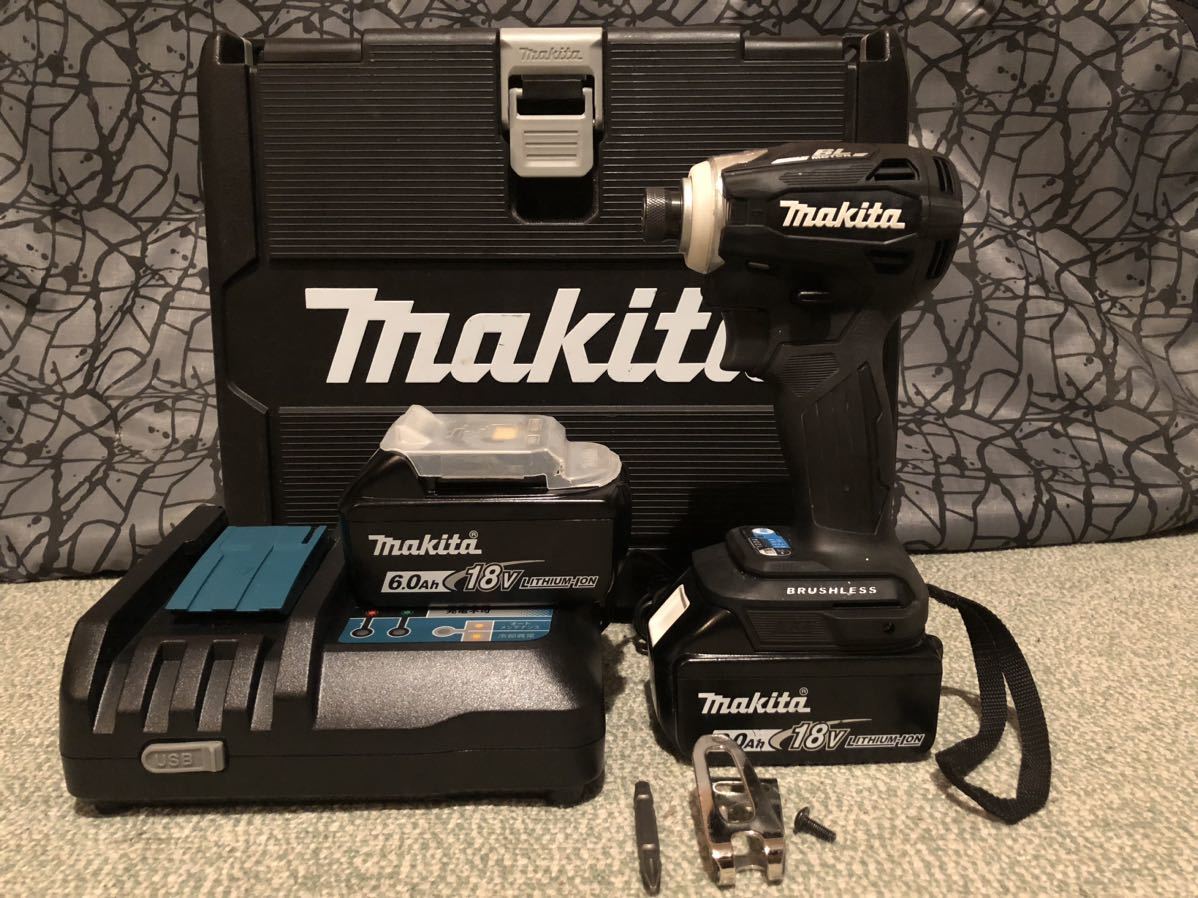 本物の マキタ ハンマーケースカバー makita バンパー TD172 マキタ