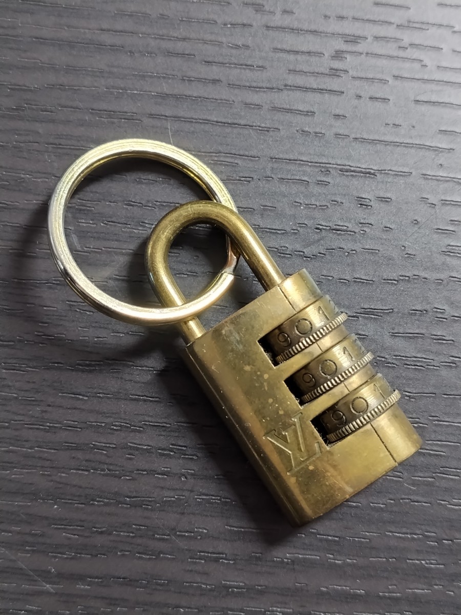 ヤフオク! -「ルイヴィトン パドロック ダイヤル」の落札相場・落札価格