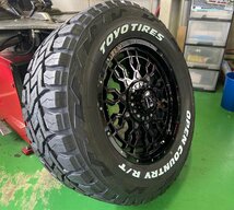 18インチ タイヤホールセット RAV4 エクストレイル CX8 デリカ アウトランダー PreDator プレデター TOYO オープンカントリー RT 225/60R18_画像3