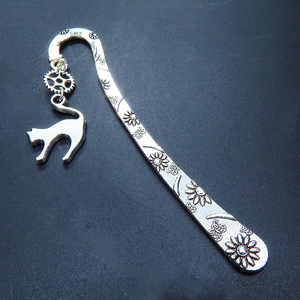  antique silver .. cat . small tooth car . combining . adult pretty book marker . book mark floral print pattern 