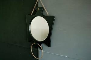 [8429] ウォール ミラー タオル リング ネクタイ 掛け ハンガー ホルダー 壁掛け 鏡 カガミ 木製 フレーム 洗面 浴室 什器 コンドル 鳥