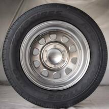 新品 デイトナ 16-7.0J＋35 6-139.7 クローム タイヤ付4本SET 215/65R16 トーヨーH30 ホワイトレター ハイエース (W0052-0)_画像5