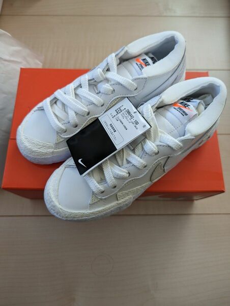 23cm sacai × Nike Blazer Low White Patent Leather サカイ　ブレーザー ホワイト
