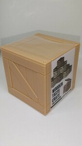 ミニチュア　木箱　うす茶③(素材はプラスチック)7×7　新品　最終値下げです