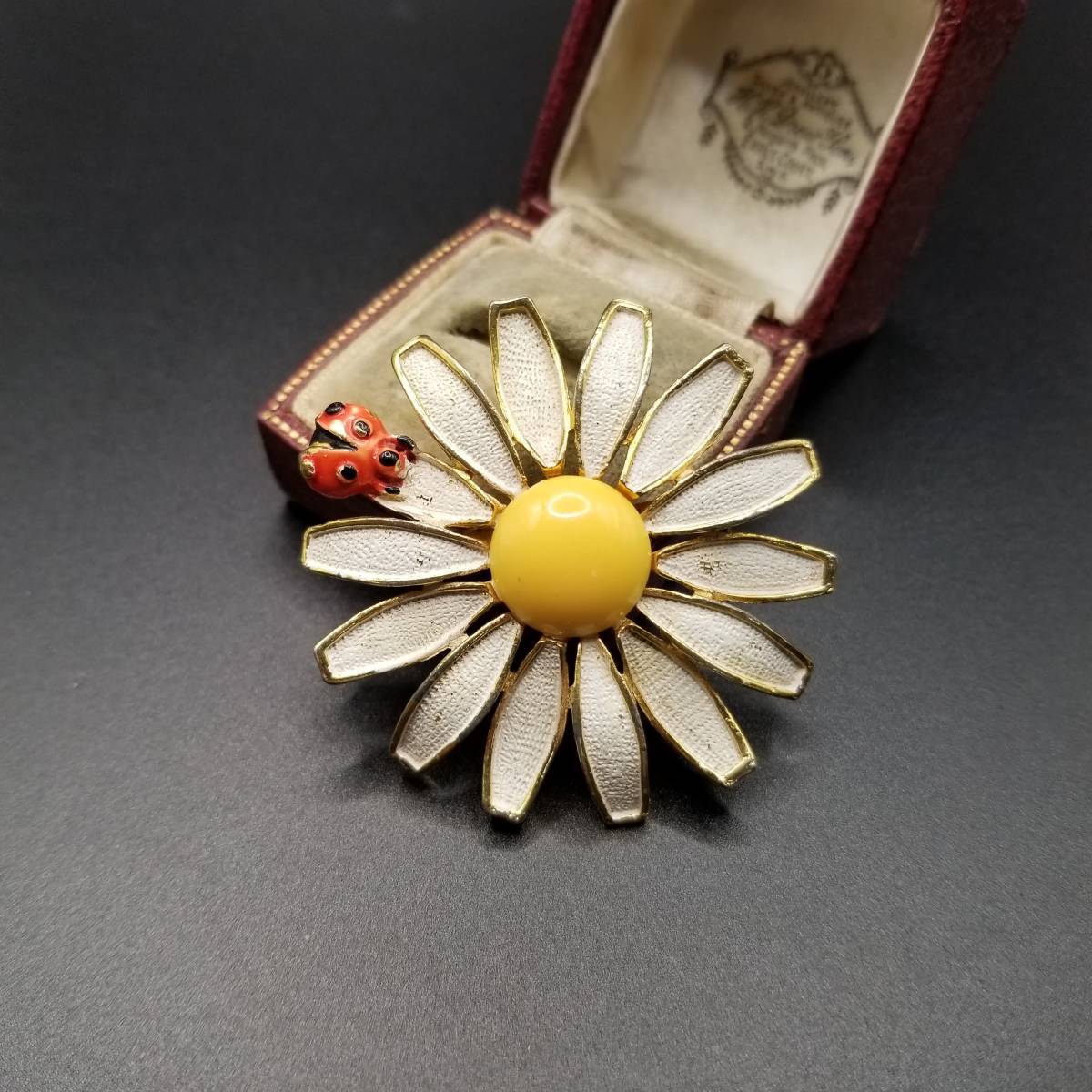 ☆送料無料☆美品 ディオール ブローチ 箱あり - 通販 - guianegro.com.br