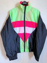 90s USA古着 アメカジ BEVERLY HILLS ATHLETIC CLUB ネオンカラー ウインドブレーカー ナイロン ジャケット M unisex 80s 00s Y2K vintage_画像1