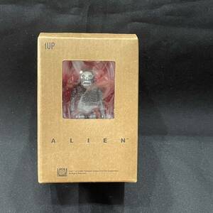 新品　KUBRICK 100％ 　ALIEN　MEDICOM TOY 　エイリアン　キューブリック