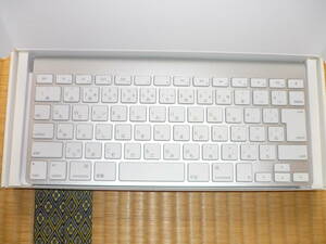 Apple Keyboard MC184J/B 