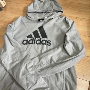 adidas × UNDEFEATED コラボ　パーカー　XLサイズ　グレー　中古美品　アディダス　アンディフィーテッド　フーディー