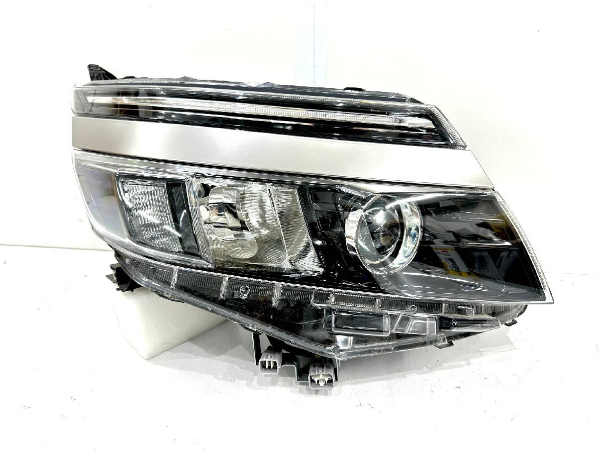 80VOXY 前期 ヘッドライト右 自動車パーツ 超安いオンライン serpentize.hu