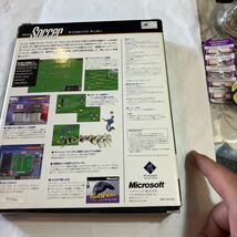 WINDOWS95用　ゲームソフト　SOCCER CD-ROM版　動作未確認　美品　取扱説明書、元箱付き_画像3