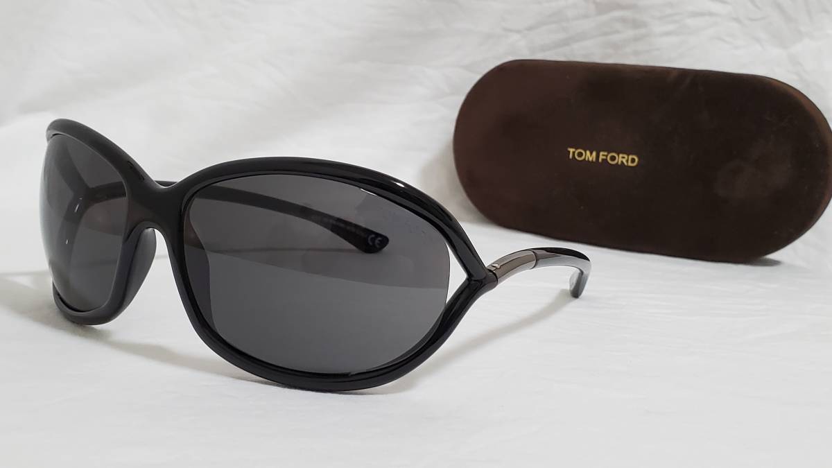 正規未 レア TOM FORDトムフォード グラマラスサングラス 黒 hyde着