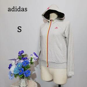 adidas　極上美品　パーカー　Ｓサイズ　グレー系