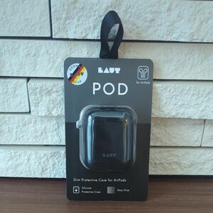 LAUT AirPods シリコンケース CHARCOAL LAUT_AP_POD_BK