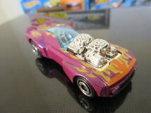 Hot Wheels RODGER DODGER 2.0 MUSCLE MANIA 4/10 ロジャー ドジャー 2.0 Ryu Asada リュウ アサダ マッスルカー ロジャードジャー2.0 _画像3