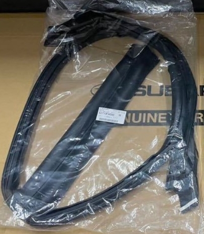 インプレッサ GC8 ルーフの値段と価格推移は?|7件の売買データから