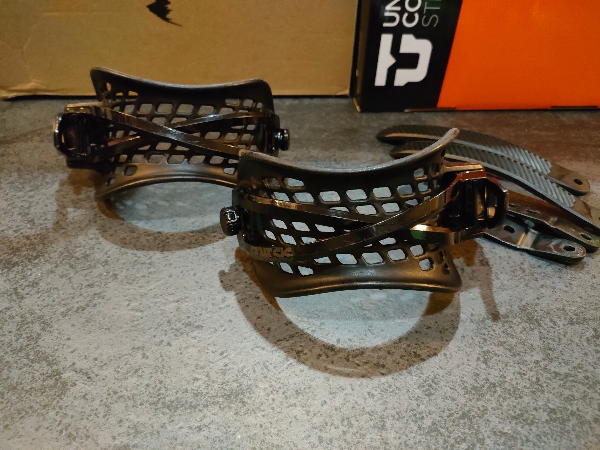ヤフオク! -「(burton バートン) (x-base)」(バインディング