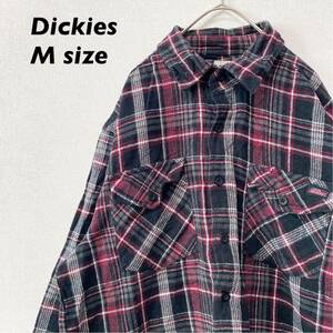 ディッキーズ　長袖シャツ　ネルシャツ　チェック　ロゴ入り　男女兼用　Mサイズ　dickies ユニセックス　フランネルシャツ