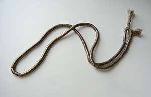 【q050057a7】ビルマ・チン族　真鍮　ネックレス　環　ビーズ連　アンティーク エスニック　アジアン