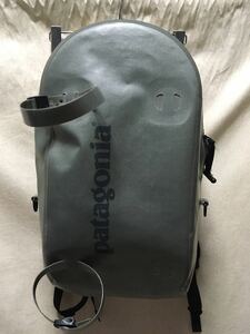 美品 patagonia 旧 ストームフロント バックパック カメラバッグ付き ストームサージ 廃番希少品 防水 surf フライ フィッシング SP13