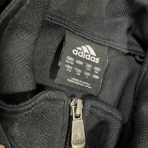 超美品adidas黒ストライプ、ロゴ蛍光色（刺繍）ライン蛍光色グラデーション３本上下セット サイズLの画像5