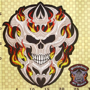 送料無料 スカル バイカー 特大 刺繍 ワッペン（ライダー ハーレー チョッパー 悪魔 死神 インディアンの画像1