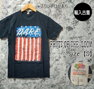 【FRUIT OF THE LOOM】フルーツオブザルーム正規品/ D.A.R.E. アメリカ国旗プリント 半袖Tシャツ アメカジ /黒/メンズS ●送料無料