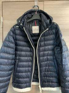 モンクレール　ダウン　MONCLER 