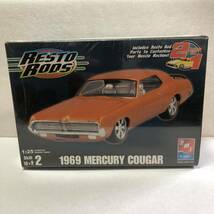 激レア超希少！AMT／ERTL！RESTO RODS！1969 MERCURY COUGAR！1/25スケール！プラモデル！新品未開封品！当時物！入手困難モデル！_画像1