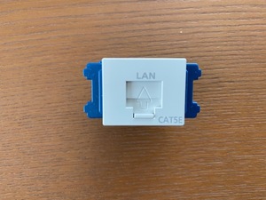 【倉庫整理品】新品・未使用　パナソニック　情報モジュラージャック（CAT5E）（埋め込み型）　NR3160W　1個　