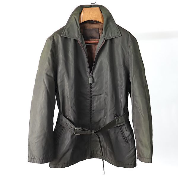 ヤフオク! -プラダ ナイロンブルゾン(ファッション)の中古品・新品 ...