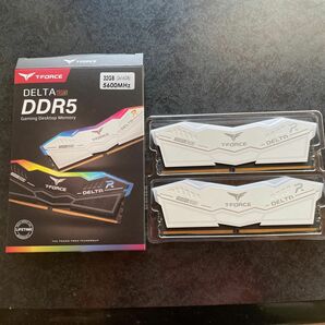 デスクトップ用メモリ Team T-FORCE DELTA RGB DDR5-5600 32GB(16GB×2) ホワイト 白色