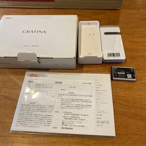 【新品未使用保管品】au GRATINA KYY06SWA 2014年製造　携帯電話　ガラケー　京セラ グラティーナ