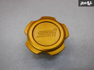 STI オイルフィラーキャップ WRX VAB/VAG レヴォーグVM レガシィBM/BR/BP/BL インプレッサGR/GV　棚 J3B