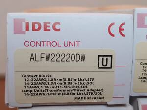 【新品】　未開封 未使用　IDEC　ALFW22220DW φ22 TWシリーズ 照光押ボタンスイッチ 突形フルガード付 AC/DC24V ALFW22220DW 4点セット