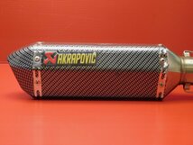 ★100【評価A】 KTM 390 DUKE デューク 実動 AKRAPOVIC アクラポビッチ マフラー カーボン サイレンサー 音動画有_画像6