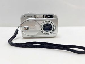 X2-4259 FUJIFILM FinePix 2600Z　デジタルカメラ　富士フイルム　中古動作品