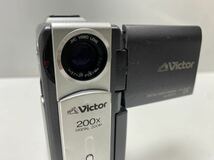 X5-42610 Victor ビクター デジタルビデオカメラ DIGITAL VIDEO CAMERA 200X ZOOM GR-DVP3 ジャンク品_画像4