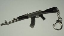 125　合金キーホルダー　Ak-47　G10　A1_画像2