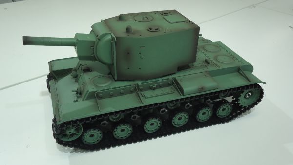 予約販売】本 訳アリ1/16戦車ラジコン ロシアT72 取説なし ヘンロン