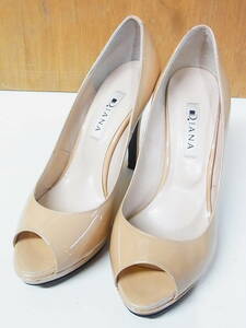  beautiful DIANA Diana pa tent leather pumps beige shoes size 24 centimeter 