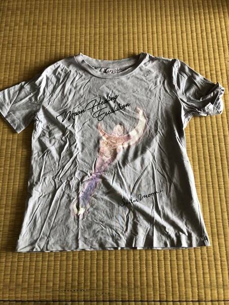 GU セーラームーンのTシャツ　サイズS