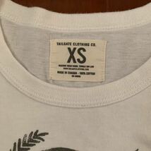 TAILGATE CLOTHING レディース　チビ白Ｔシャツ　サイズXS MADE IN CANADA_画像2