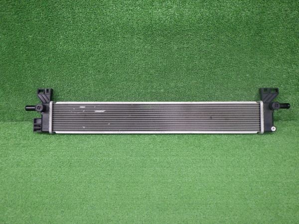 ヤフオク! -「エスクァイア ハイブリッド」(ラジエーター) (冷却装置