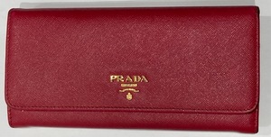 PRADA 長財布 ピンク 中古品 使用感あり 箱つき　プラダ