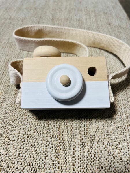 木のおもちゃ　カメラ　ウッドトイ　木製　撮影　小物