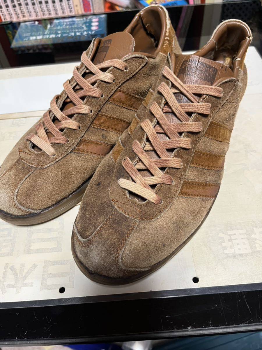 ヤフオク! -「hawaii」(アディダス) (スニーカー)の落札相場・落札価格
